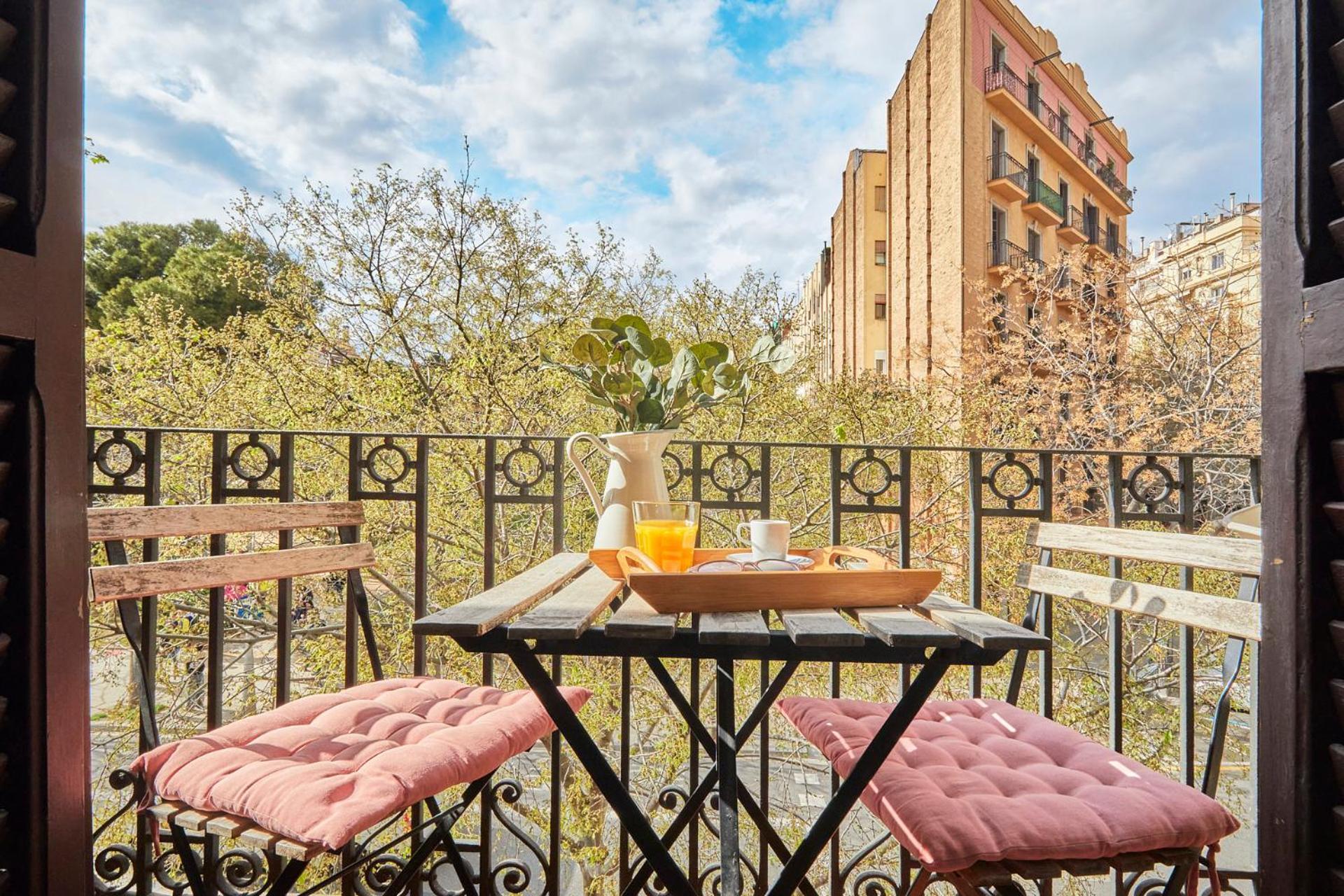 Bbarcelona Sagrada Familia Garden Apartment ภายนอก รูปภาพ