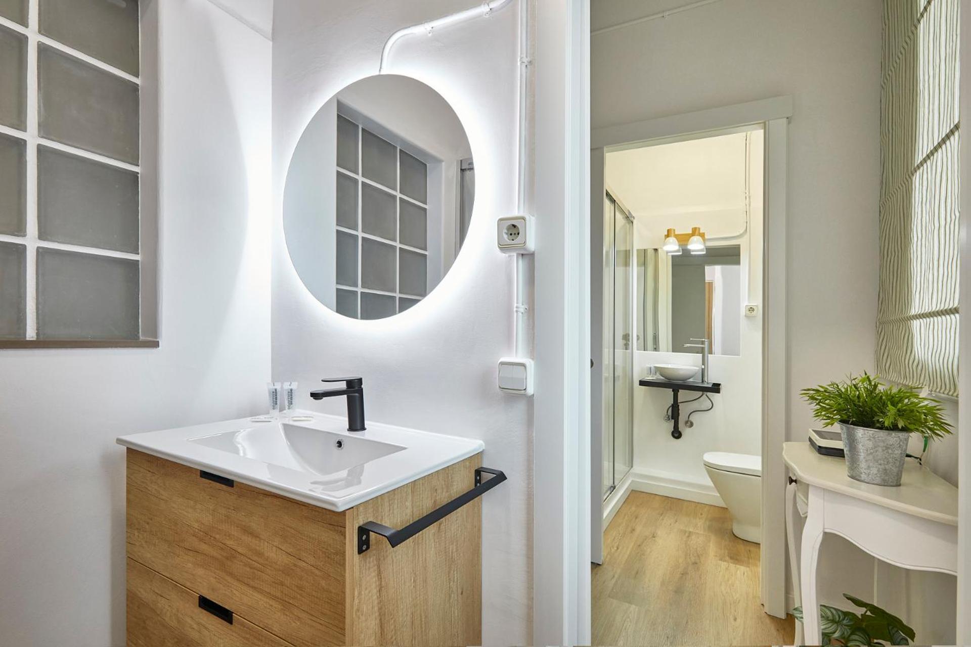 Bbarcelona Sagrada Familia Garden Apartment ภายนอก รูปภาพ