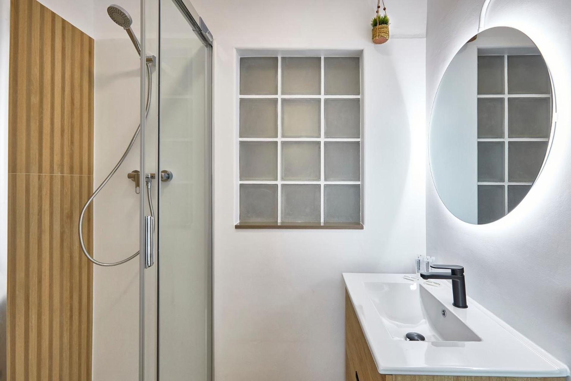 Bbarcelona Sagrada Familia Garden Apartment ภายนอก รูปภาพ
