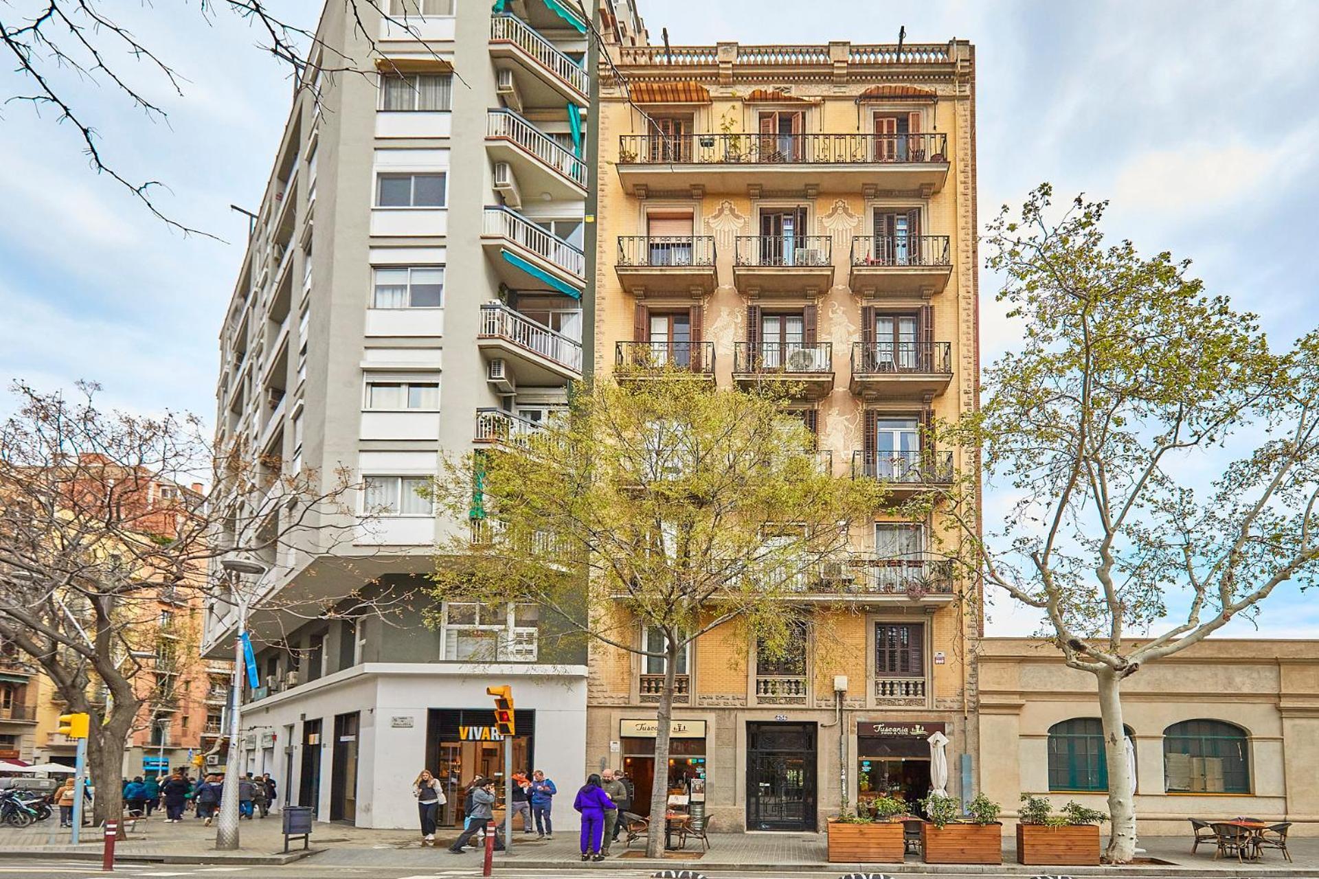 Bbarcelona Sagrada Familia Garden Apartment ภายนอก รูปภาพ